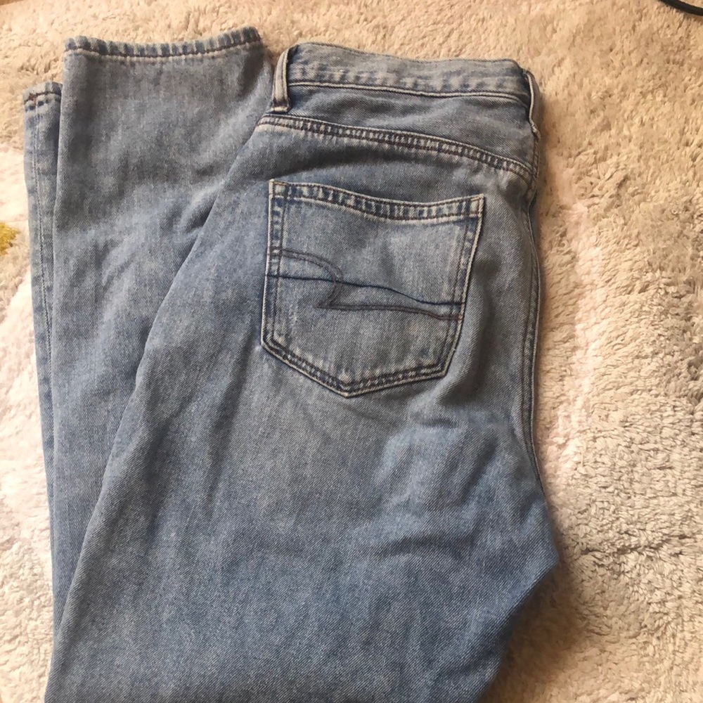 American Eagle Mom Jean